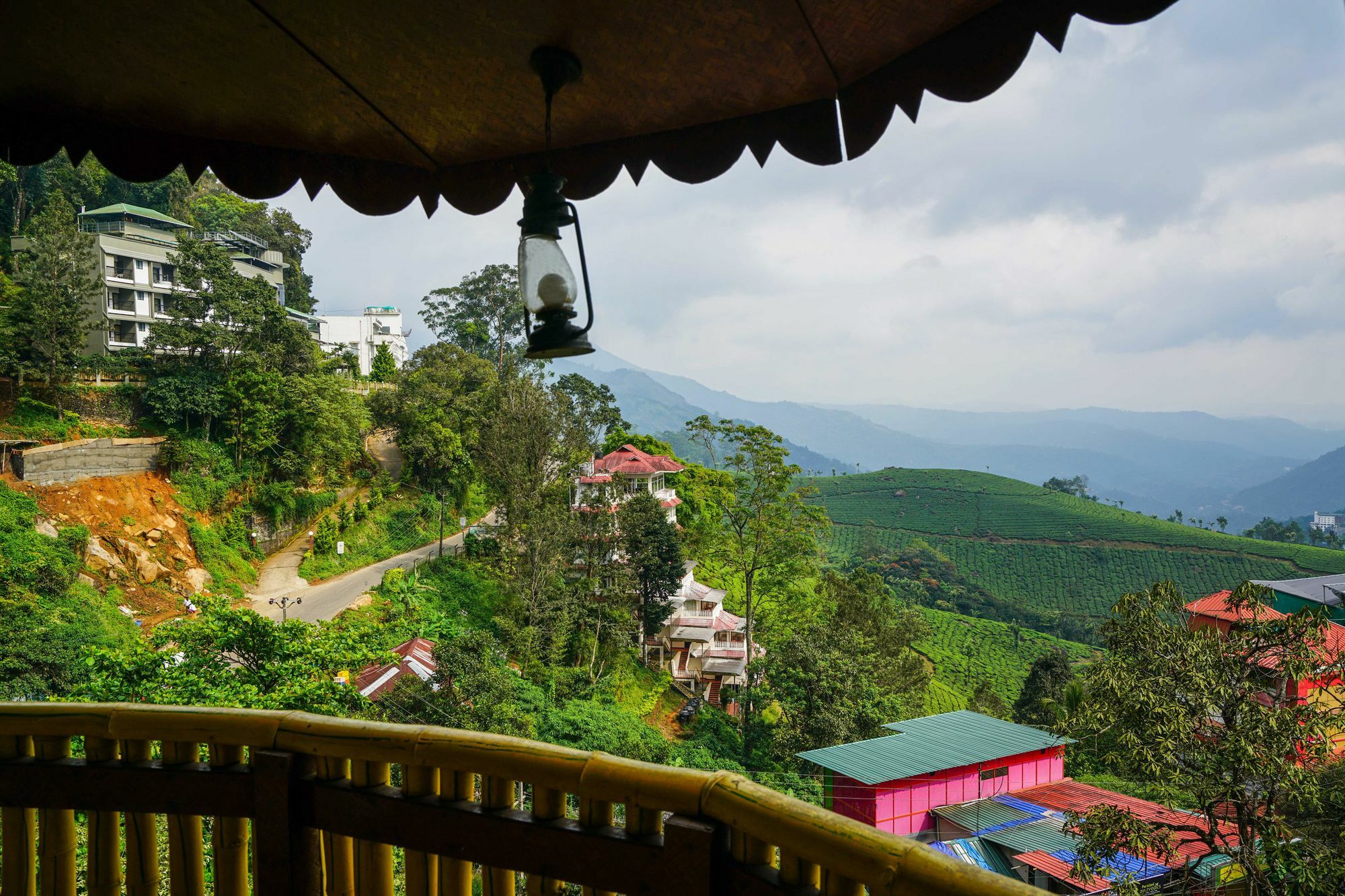 Oyo 10262 Hotel Munnar Rock Exterior foto